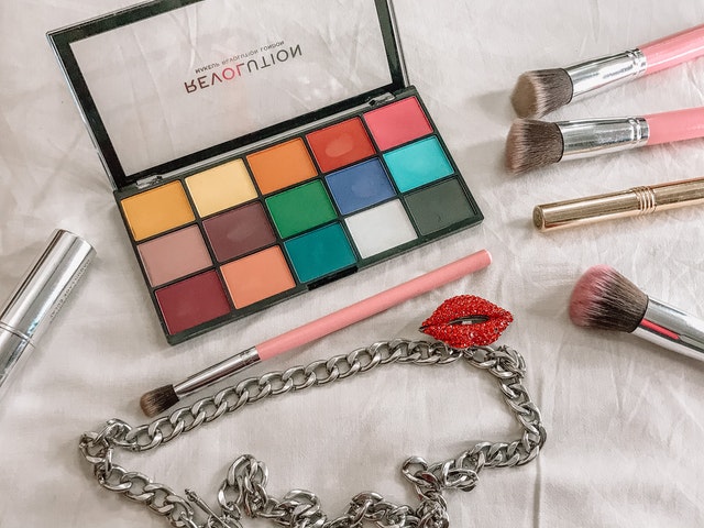 Top 4 Concealer Palettes For All Skin Tones Top 4 Concealer Palettes For All Skin Tones