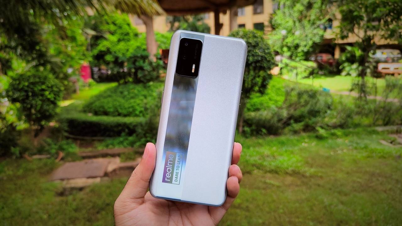 Realme X7 Max 5G Review: A solid performer with a few chinks in its armour Realme X7 Max 5G Review: A solid performer with a few chinks in its armour