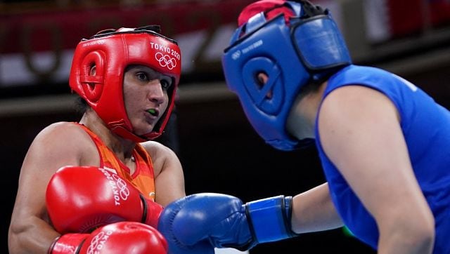 Jeux olympiques de Tokyo 2020 : la boxeuse Pooja Rani bat l'Algérien Ishraq Chaib et accède aux quarts de finale dans la catégorie des 75 kg.