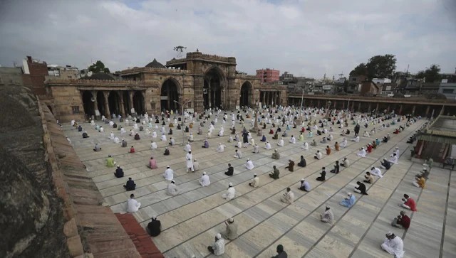 Eid al-Adha 2021: Ram Nath Kovind, Narendra Modi and other politicos extend wishes to public Eid al-Adha 2021: Ram Nath Kovind, Narendra Modi and other politicos extend wishes to public