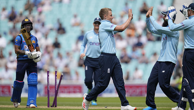 England vs Sri Lanka: Sam Curran's five-for, fifties from Eoin Morgan and Joe Root help hosts seal series in second ODI England vs Sri Lanka: Sam Curran's five-for, fifties from Eoin Morgan and Joe Root help hosts seal series in second ODI