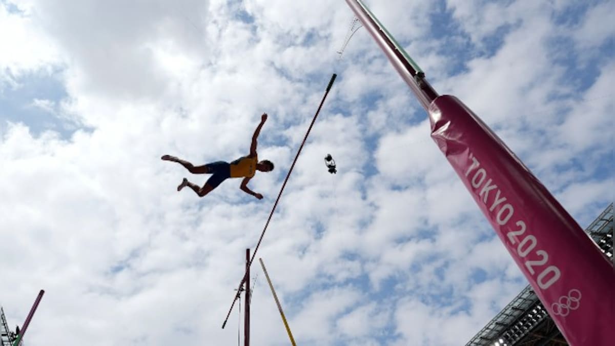 Tokyo Olympics 2020: Sweden's Armand Duplantis eases into pole vault final