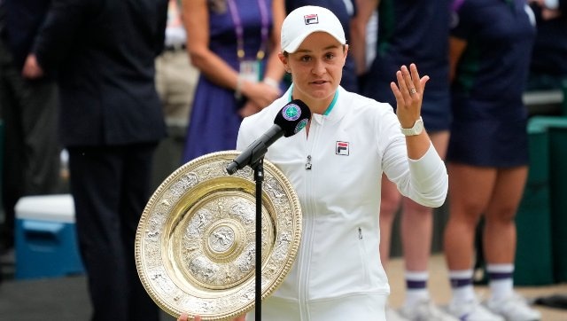 'The whole world is smiling for Ash Barty,' Twitter reacts ...