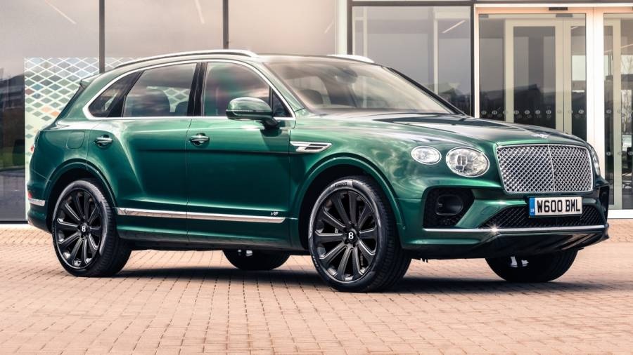 Bentley Bentayga gets the option of the world’s largest full-carbonfibre wheels Bentley Bentayga gets the option of the world’s largest full-carbonfibre wheels