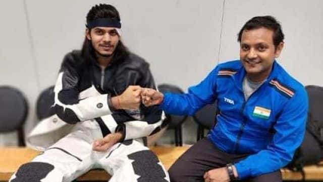 Divyansh Singh Panwar with his personal coach Deepak Kumar Dubey. Image courtesy: Deepak Kumar Dubey