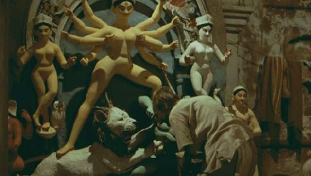 A still from Joi Baba Felunath