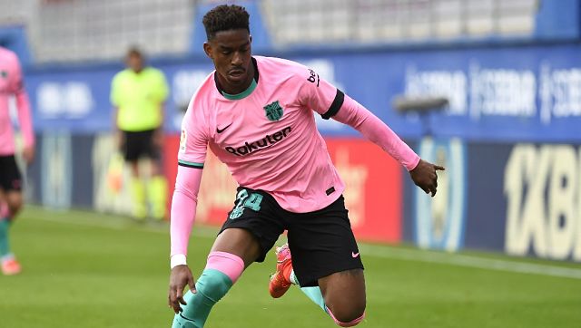 Premier League: Leeds United sign defender Junior Firpo from Barcelona Premier League: Leeds United sign defender Junior Firpo from Barcelona