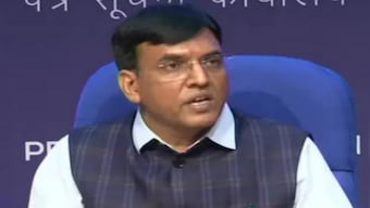 Decision on COVID-19 vaccination for children, booster doses to be taken after expert advice, says Mansukh Mandaviya