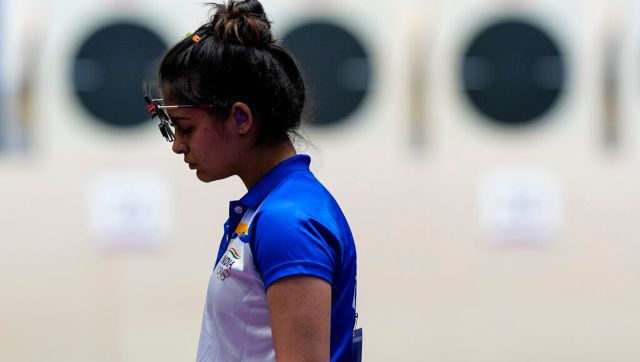 Manu Bhaker and Shiva Narwal win mixed team pistol title Manu Bhaker and Shiva Narwal win mixed team pistol title