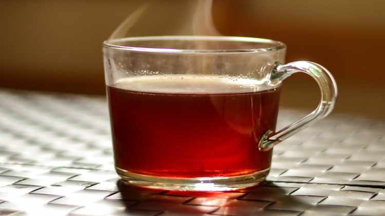 Keep your drinks warm with these double-walled tumblers. Keep your drinks warm with these double-walled tumblers.