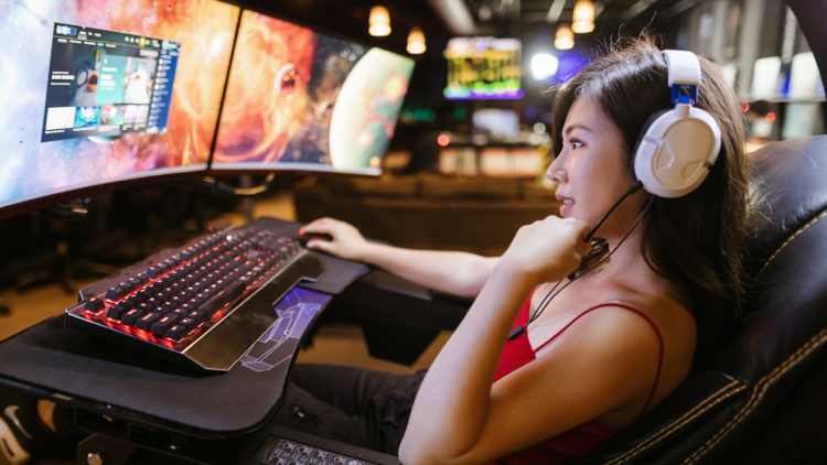 Premium gaming headphones: Must-have gadgets for a gamer Premium gaming headphones: Must-have gadgets for a gamer