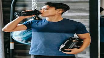 Cool protein shaker bottles for people who like to work out