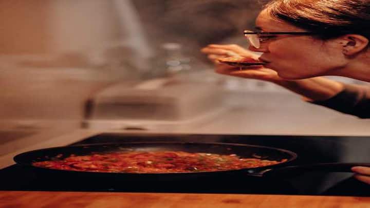 Cookware sets for gifting