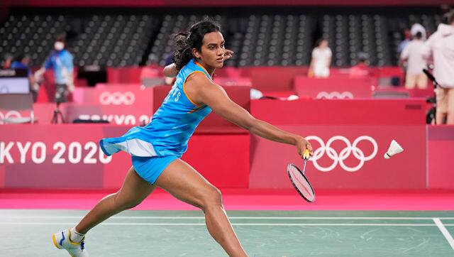In the women’s badminton singles, ace shuttler PV Sindhu booked her place in the pre-quarter-finals with a 21-9, 21-16 win over Cheung Ngan Yi of Hing Kong. Sindhu will face Denmark’s Mia Blichfeldt in the last16 on Thursday. AP