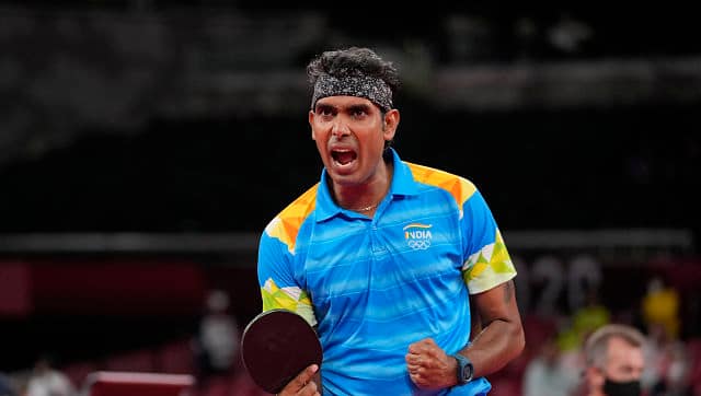 Although Indian paddler Achanta Sharath Kamal fought hard in the intial few moments of his round three men’ssingles game against China’s Ma Long, he endured a 7-11, 11-8, 11-13, 4-11, 4-11 loss, which knocked him out. AP 