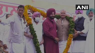 Truce in Punjab Congress? Sidhu meets Amarinder before taking charge as PCC chief