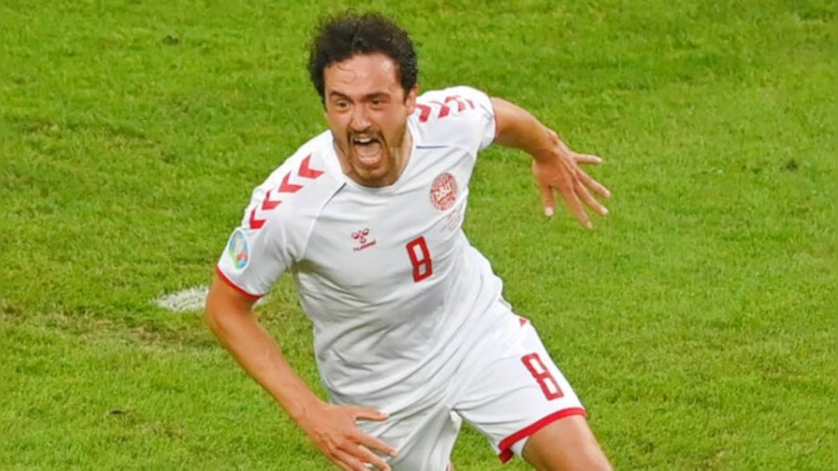 Euro 2020: Thomas Delaney, Kasper Dolberg score as Denmark beat Czech Republic to move into semi-finals