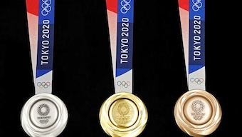 Commonwealth Games: Lindon Victor retains decathlon crown, England close down on Australia’s medals tally