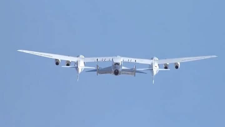 Virgin Galactic founder Richard Branson takes off for space aboard Unity 22