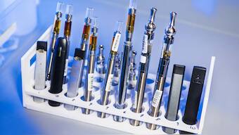 Harmful e-cigarettes must be better regulated to protect young people: WHO