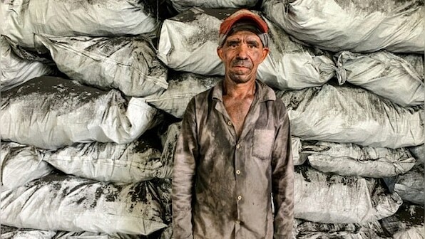 In a Cuban swamp, coalmen work day and night to revive the traditional way of making charcoal