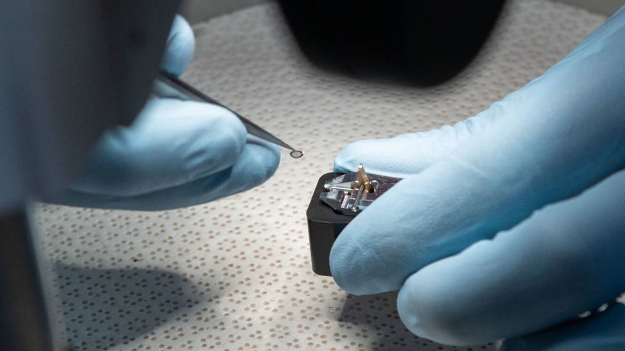 NASA conducts analysis of asteroid Ryugu sample brought by JAXA’s Hayabusa2 NASA conducts analysis of asteroid Ryugu sample brought by JAXA’s Hayabusa2