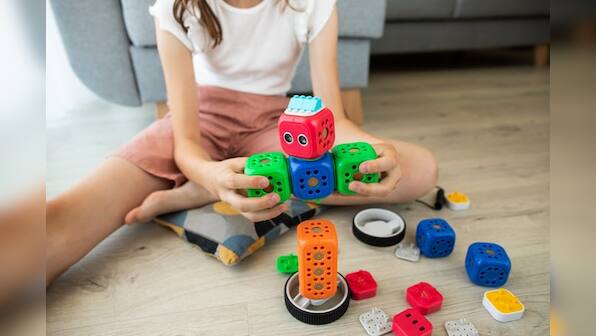 Robotics kits for the scientist in your child