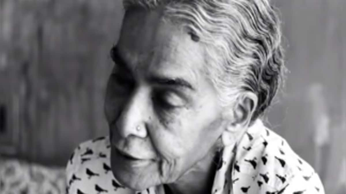 Watch: Surekha Sikri's rendition of Faiz Ahmed Faiz's nazm evokes emotions of love and longing