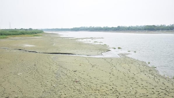 Water war tussle: Delhi moves SC over 'legitimate share', Haryana accuses AAP of 'mismanagement'