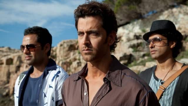 Abhay Deol, Hrithik Roshan, and Farhan Akhtar in Zindagi Na Milegi Dobara