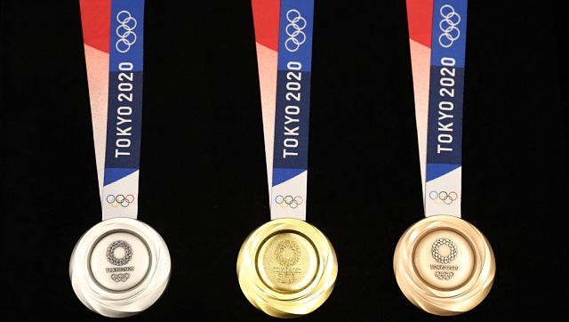 Tokyo Olympics 2020 medals made from recycled electronic devices like mobile phones Tokyo Olympics 2020 medals made from recycled electronic devices like mobile phones
