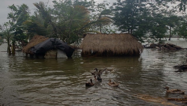 Conversations with locals bring to light the loss, suffering, and anxieties not only because of climate disasters but also due to an increasing uncertainty around livelihoods. Image courtesy: Taniya Sarkar