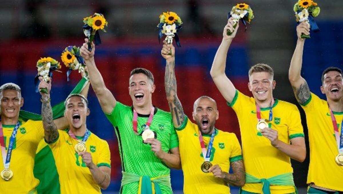 Brazil beat Spain in extra time to retain Olympic football gold