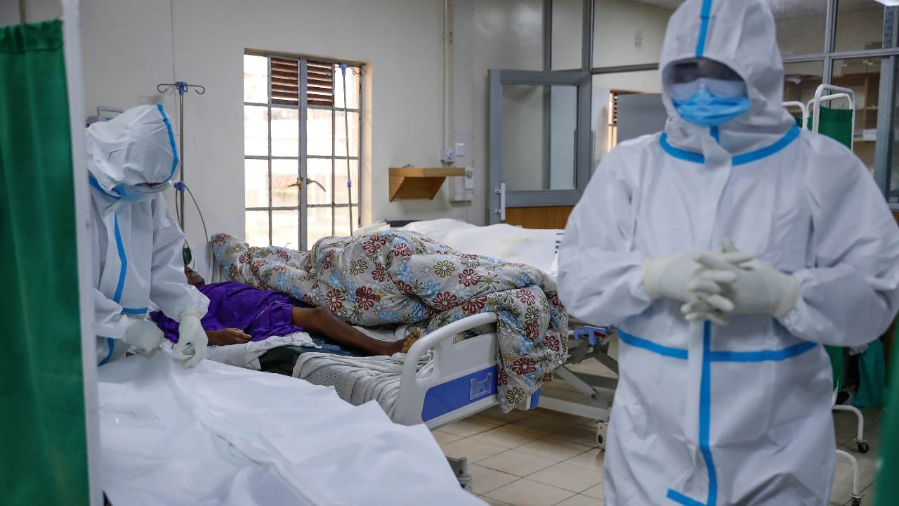 South African scientists keeping an eye on new COVID variant with unusually high mutation rate South African scientists keeping an eye on new COVID variant with unusually high mutation rate