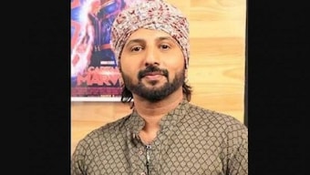 Tamil actor Anandha Kannan, known for hosting Savaal Singapore, passes away aged 48