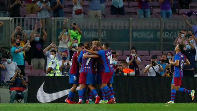 LaLiga: Sergio Busquets, Jordi Alba take pay cuts so Barcelona can register Sergio Aguero LaLiga: Sergio Busquets, Jordi Alba take pay cuts so Barcelona can register Sergio Aguero