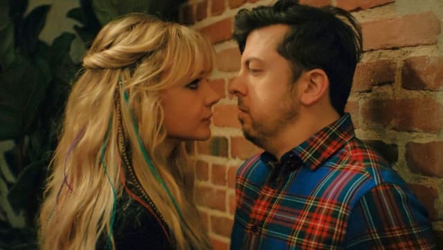 Carey Mulligan and Christopher Mintz-Plasse