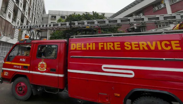 Fire breaks out on first floor of showroom in southeast Delhi; no casualties reported Fire breaks out on first floor of showroom in southeast Delhi; no casualties reported