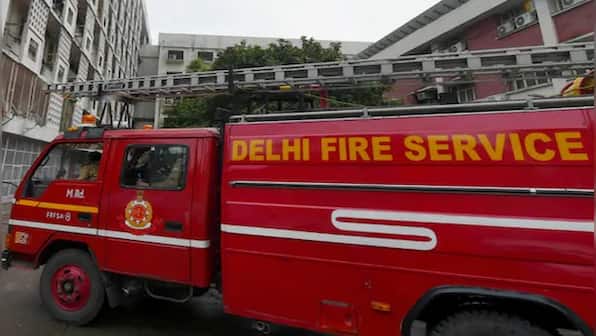 Fire breaks out on first floor of showroom in southeast Delhi; no casualties reported
