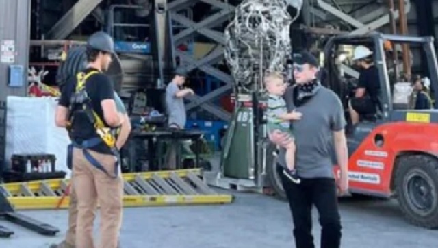 Telsa CEO Elon Musk takes son 'X AE A-XII to Starbase, picture goes viral Telsa CEO Elon Musk takes son 'X AE A-XII to Starbase, picture goes viral