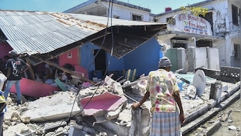 Haiti: 7.2 magnitude earthquake kills at least 304, injures over 1,800; local hospitals overwhelemed