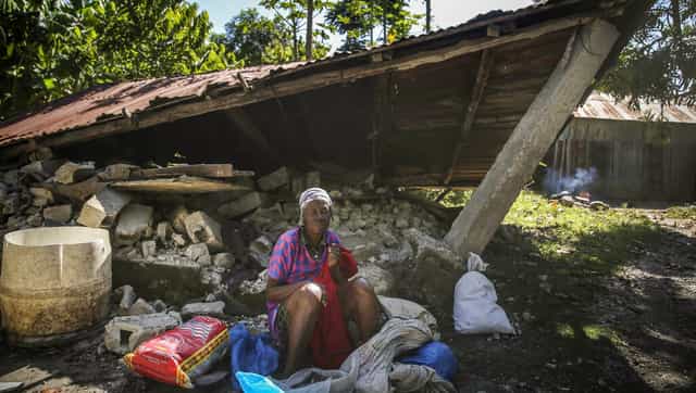 Toll of powerful earthquake in Haiti soars to 1,297; hospitals struggle to treat thousands injured Toll of powerful earthquake in Haiti soars to 1,297; hospitals struggle to treat thousands injured