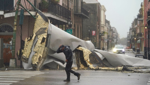 Hurricane Ida knocks out power of New Orleans, inundates coastal Louisiana Hurricane Ida knocks out power of New Orleans, inundates coastal Louisiana