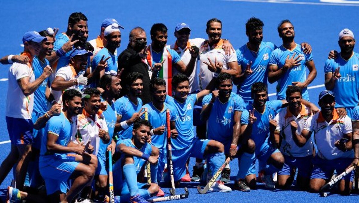 Tokyo Olympics India Men S Hockey Team Secures Bronze To End Four Decade Medal Drought Ravi Dahiya Wins Silver In Wrestling Sports News Firstpost