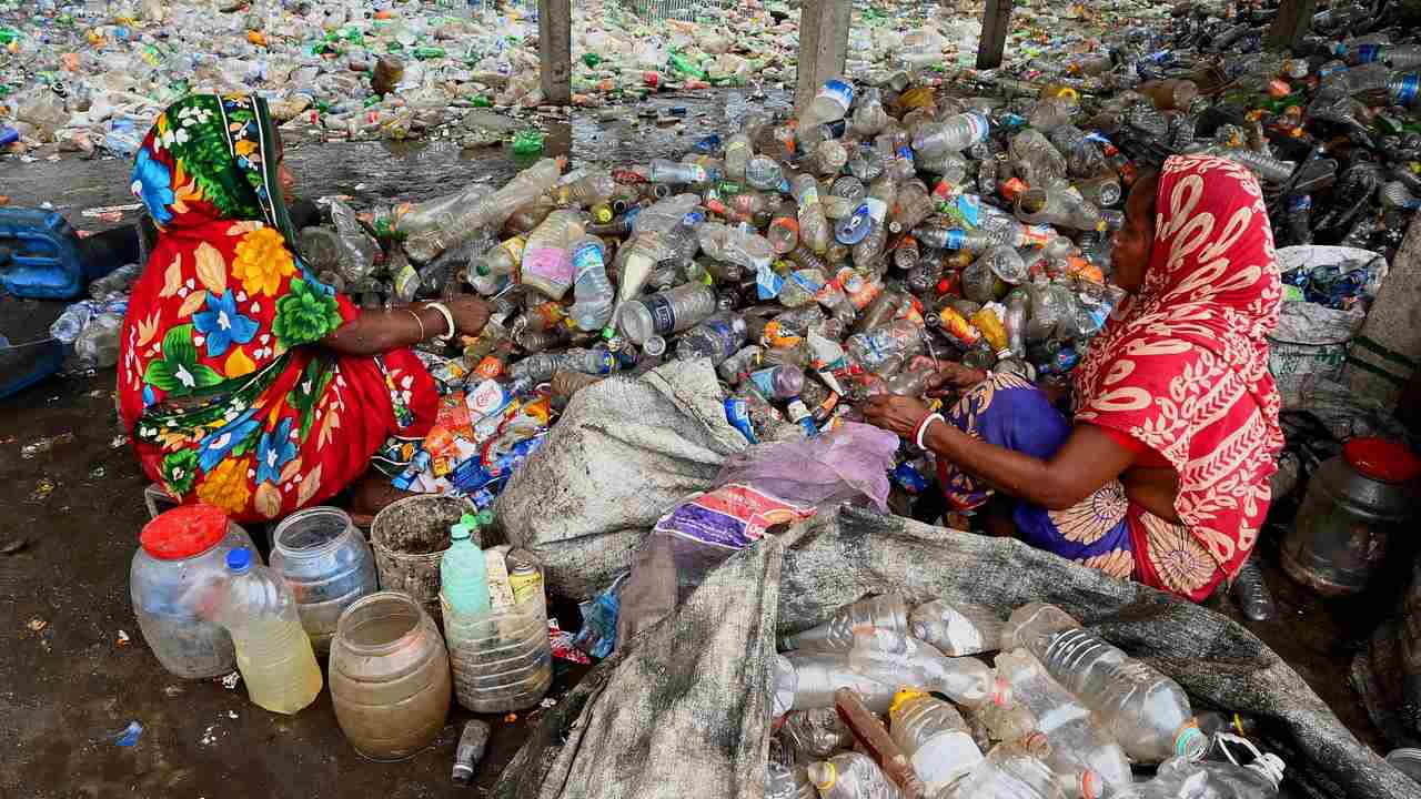  MoEFCC has identified Single Use Plastic items have low utility and high littering potential, and will be slowly phased by 2022.