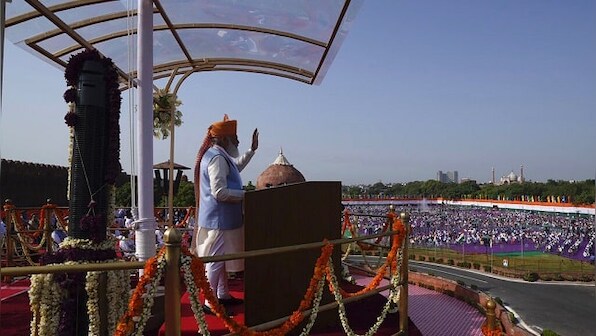 Shrinking farm sizes a cause of concern, govt dedicated to development of small farmers: Narendra Modi