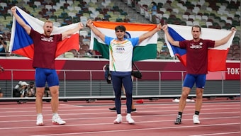 'Fulfilled a nation's dream': Neeraj Chopra wins javelin gold at Tokyo Olympics, wishes pour in