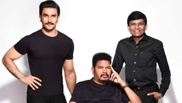 Aascar Ravichandran files case against Ranveer Singh's Anniyan remake producer Jayantilal Gada, director Shankar