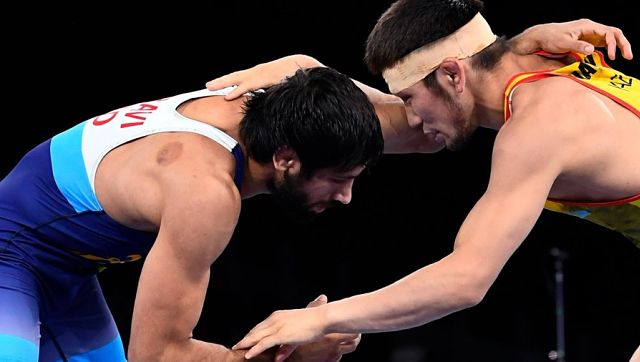 Tokyo Olympics 2020: Wrestler Ravi Dahiya pins Kazakhstan's Nurislam Sanayev to enter final, ensure another medal for India Tokyo Olympics 2020: Wrestler Ravi Dahiya pins Kazakhstan's Nurislam Sanayev to enter final, ensure another medal for India
