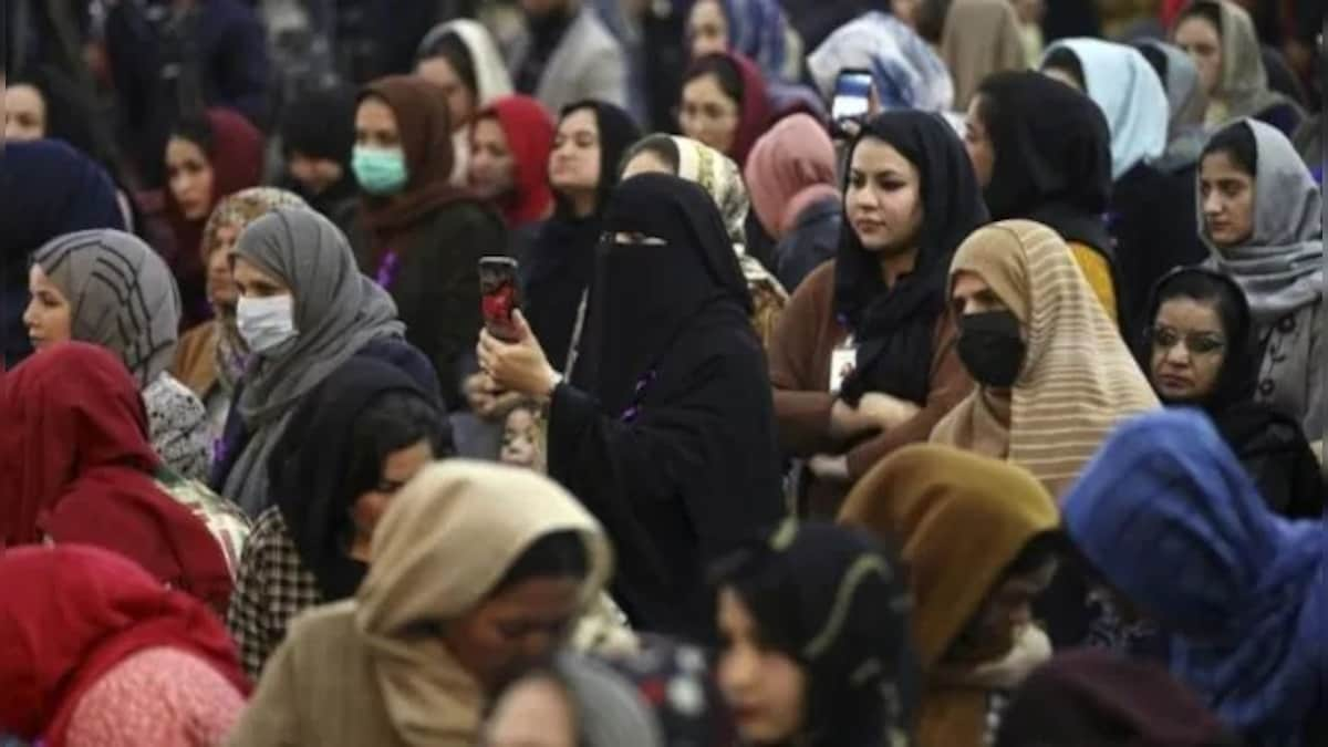 Taliban declares ‘amnesty’ and urges women to join govt, but fear stalks filmmakers, photographers